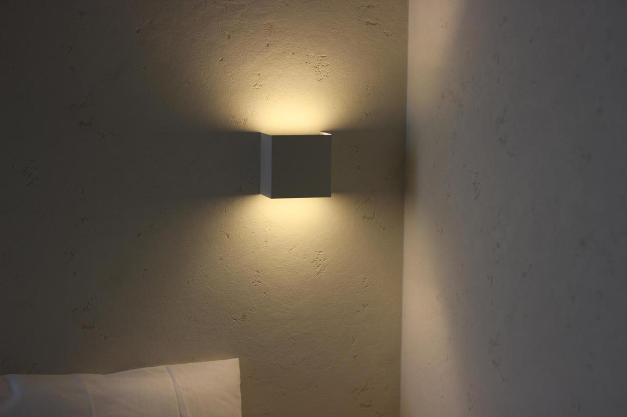 Namba West Saika Apartment Osaka Exterior photo